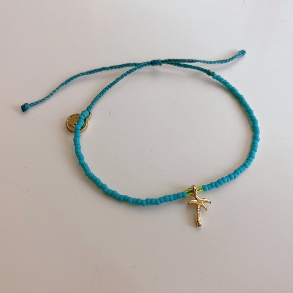 RARE PURA VIDA Seed Bead Palm Tree Charm Bracelet